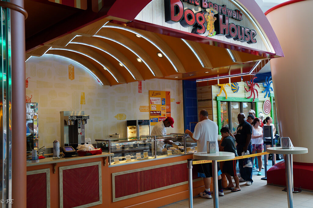 Allure of the Seas dog house