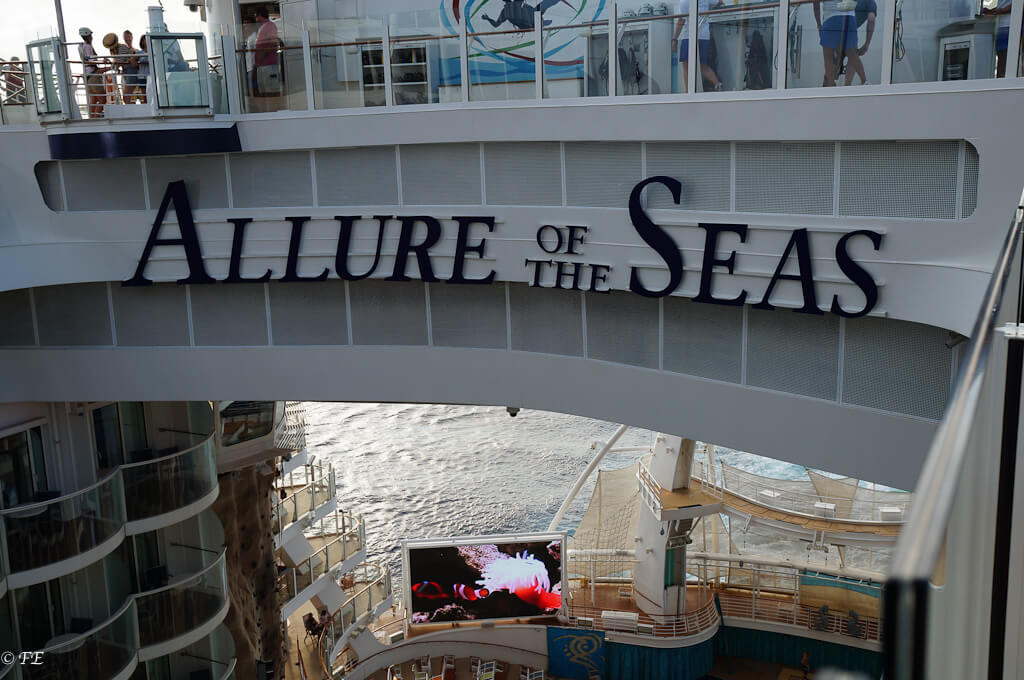 Allure of the Seas aft