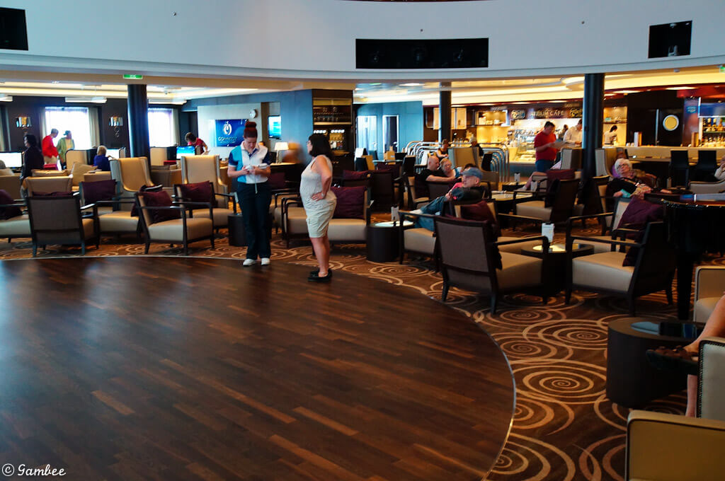 norwegian breakaway atrium