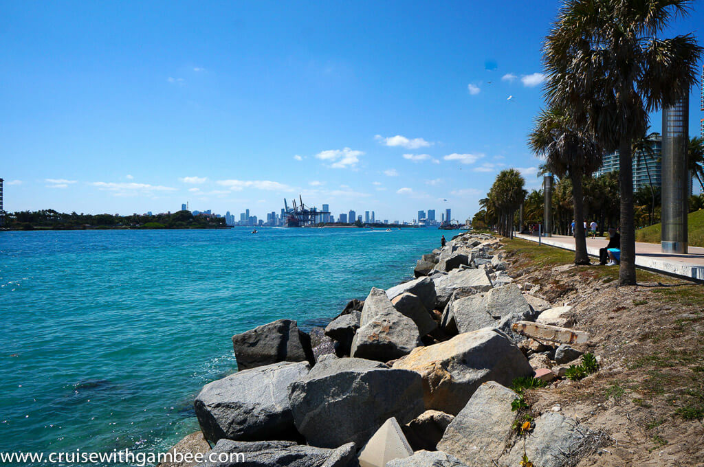 Things to do in Miami south pointe park port